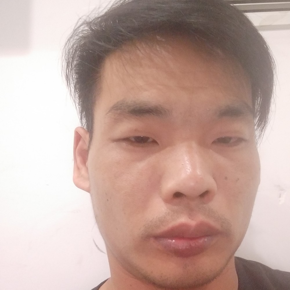 钢铁侠光亮的照片