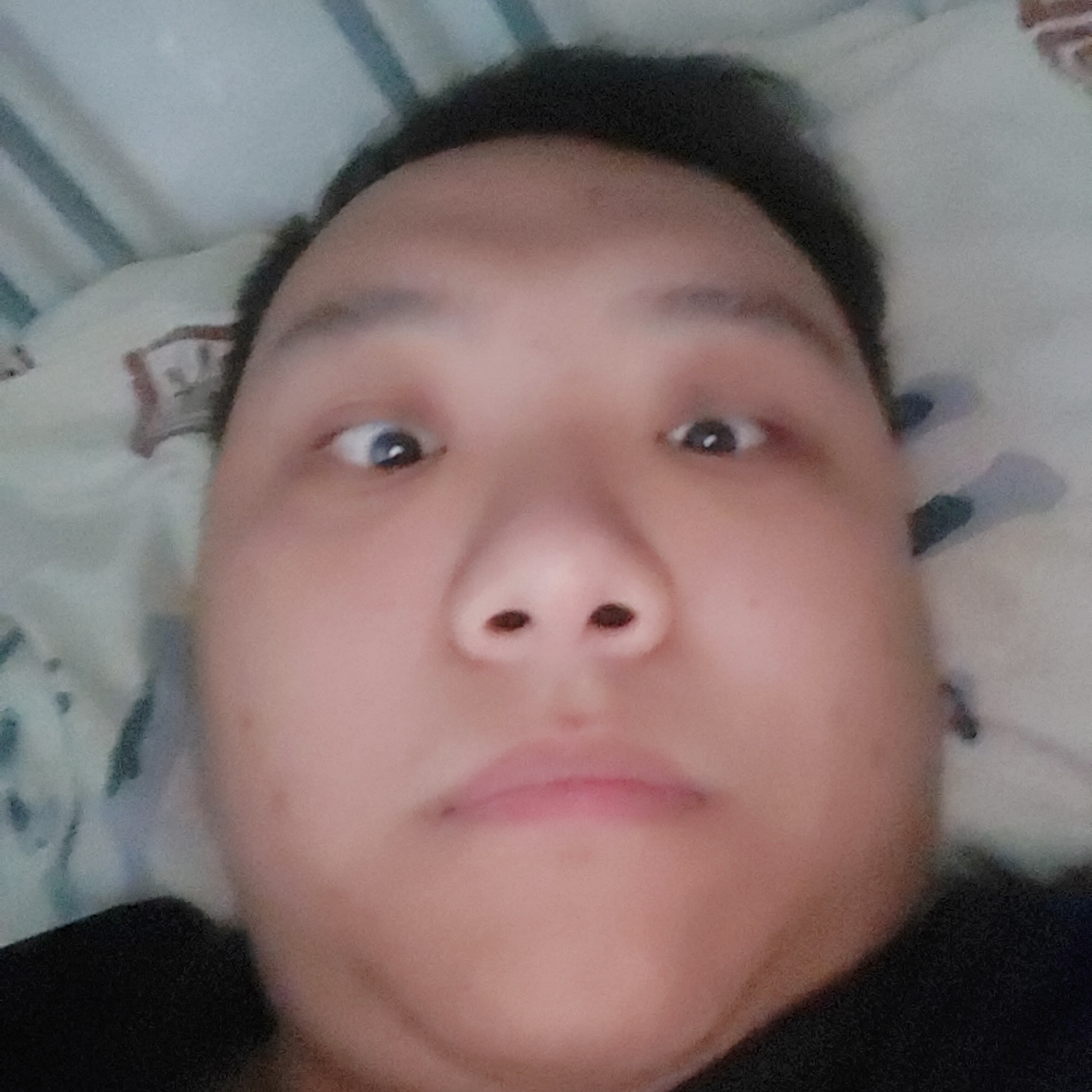 醉月拿寂寞的照片
