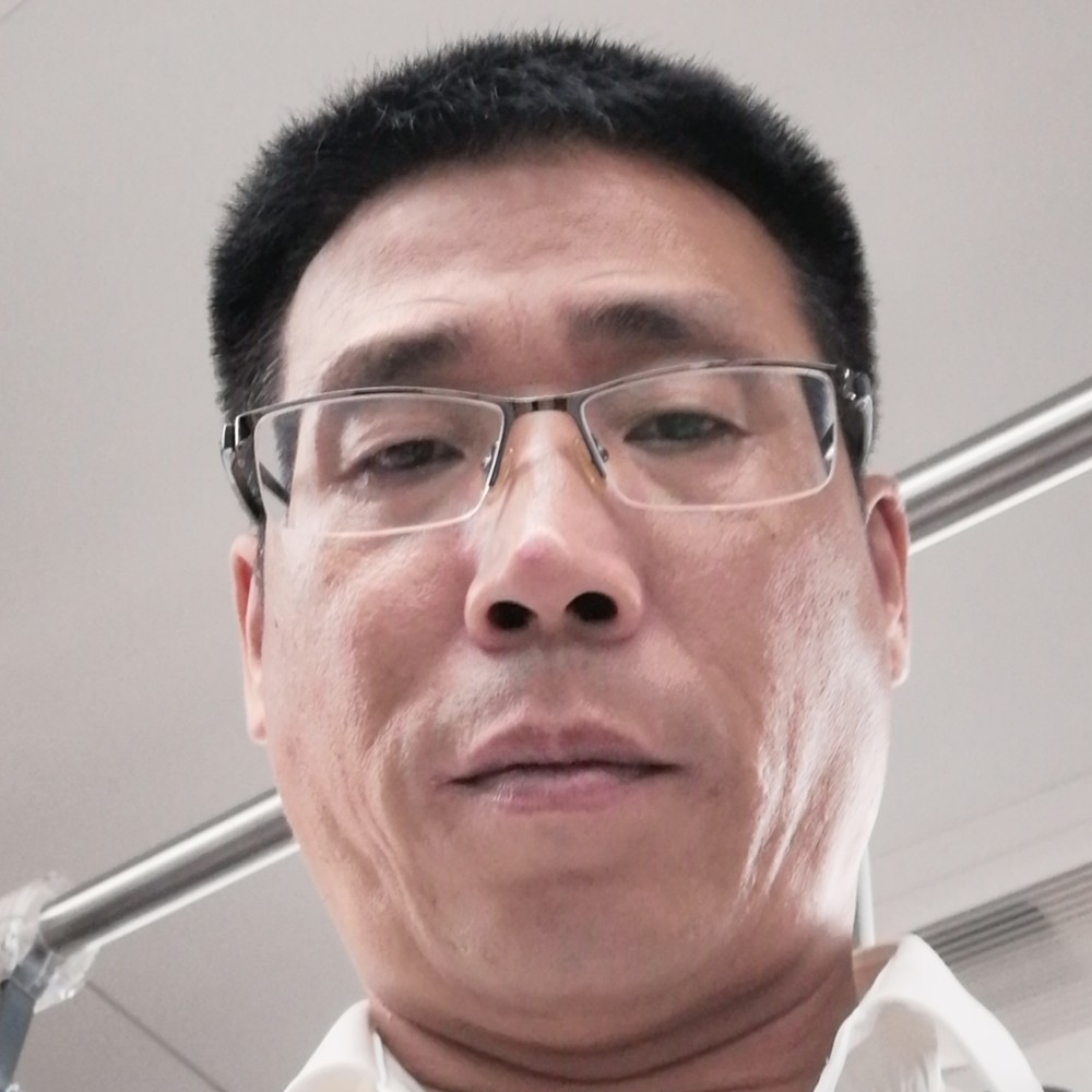 寂寞中年的照片