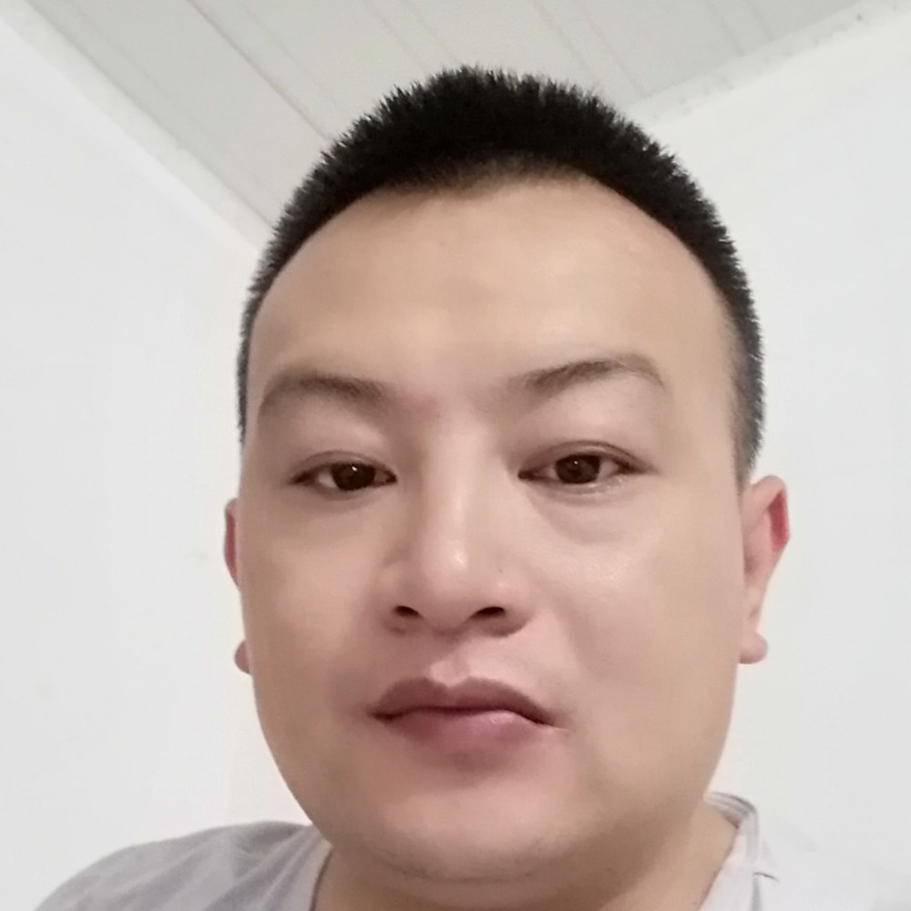 乌鸦江哥的照片