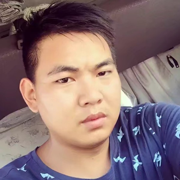 高潇的照片