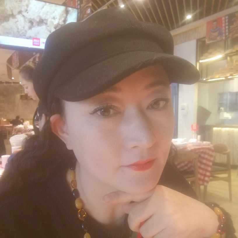 甜美和红玫瑰的照片