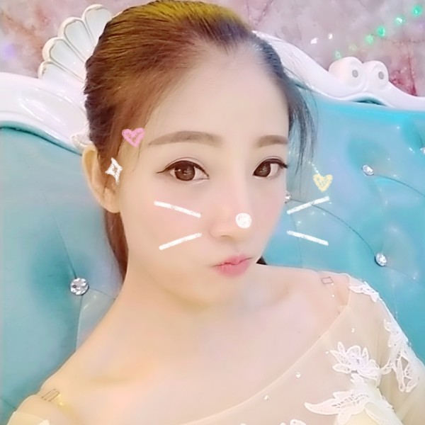 温唇的照片