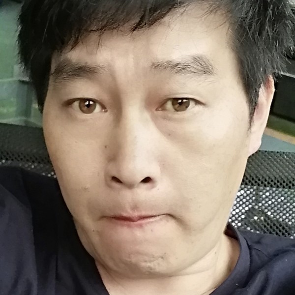 中年还无知的照片