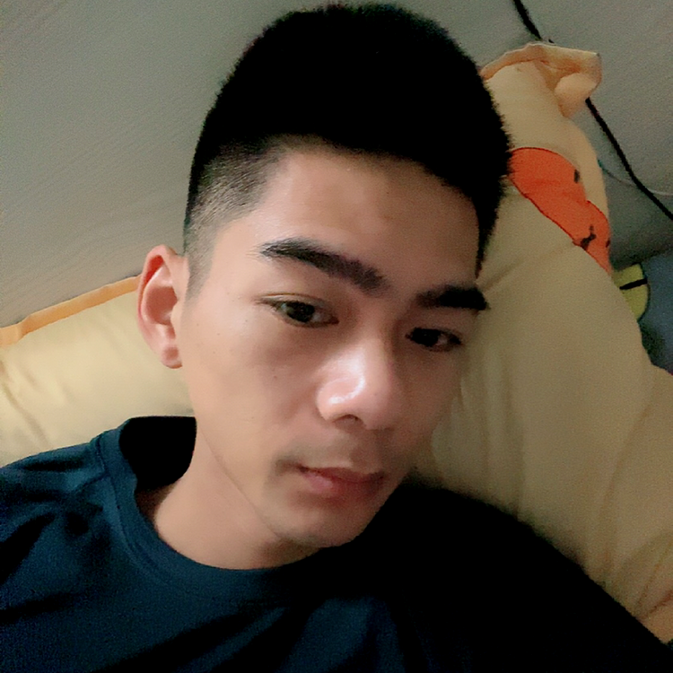 顾明皓的照片