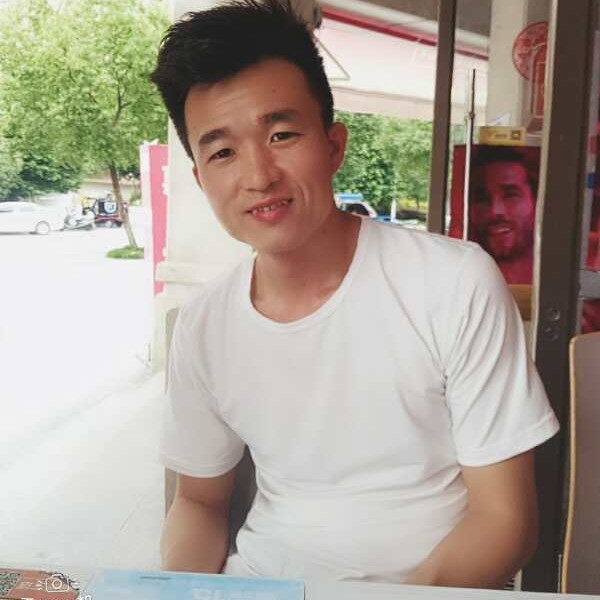 单身打金鱼的照片