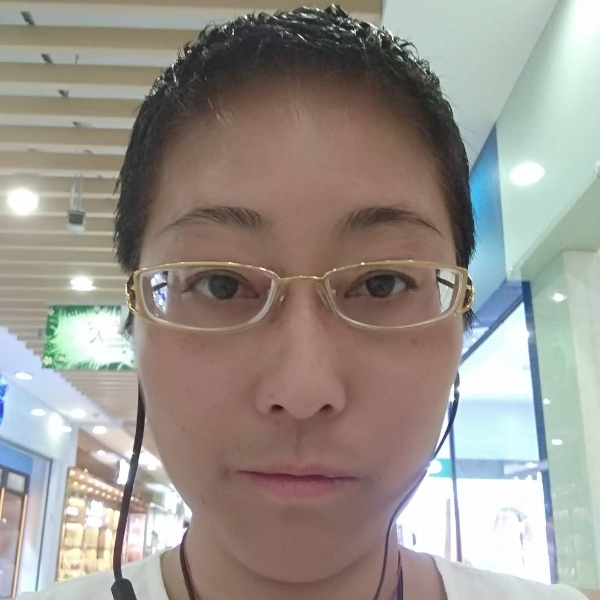 虚幻水池的照片