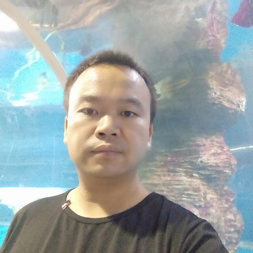 月光多么专的照片