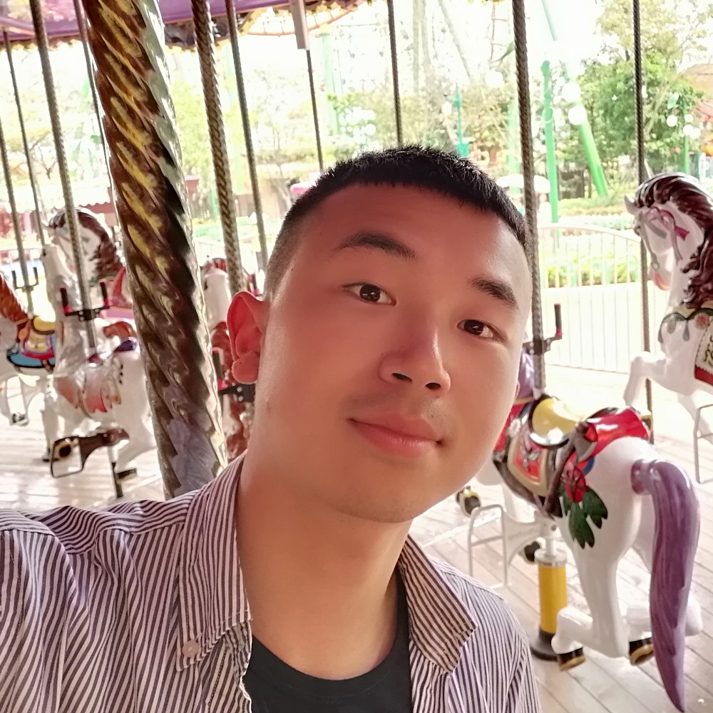 黄嘉龙CHEng的照片