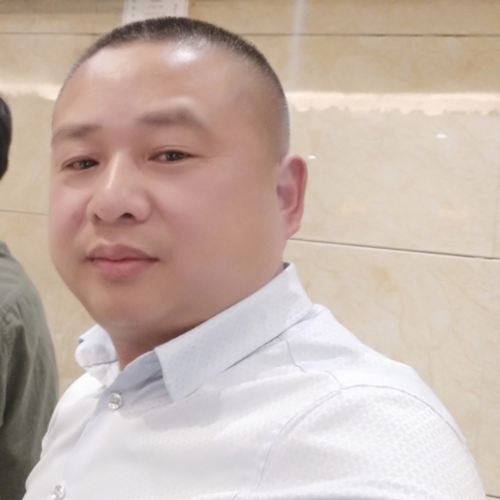 金诚一生的照片