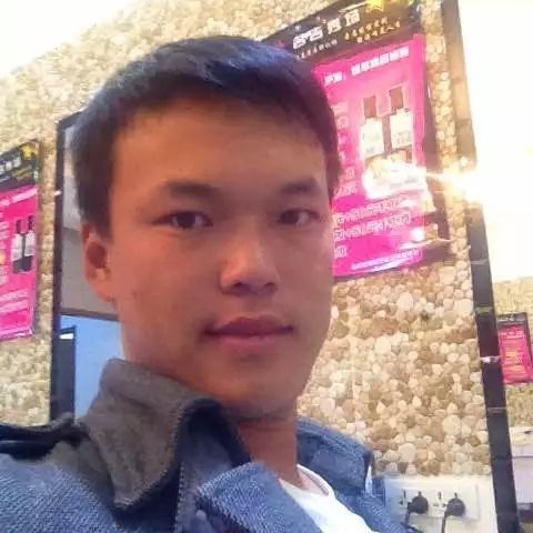 某年某约的照片