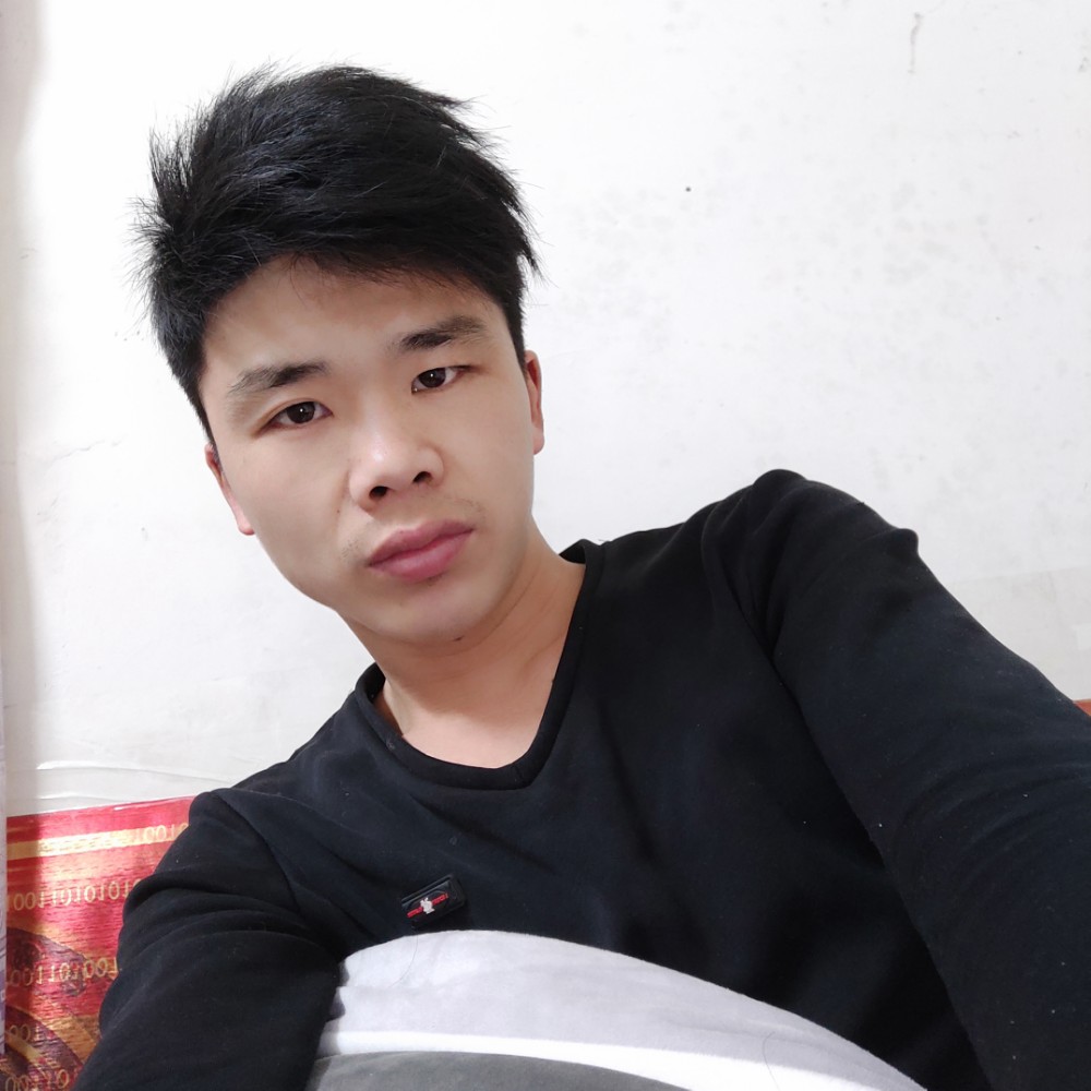 阳光帅哥的照片
