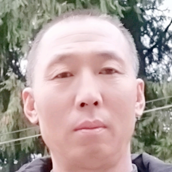 深情向蝶衣的照片