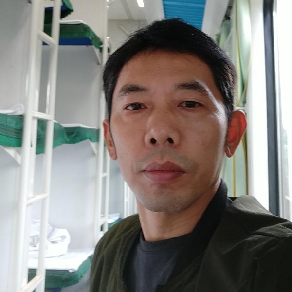 橘子深拥迷离的照片