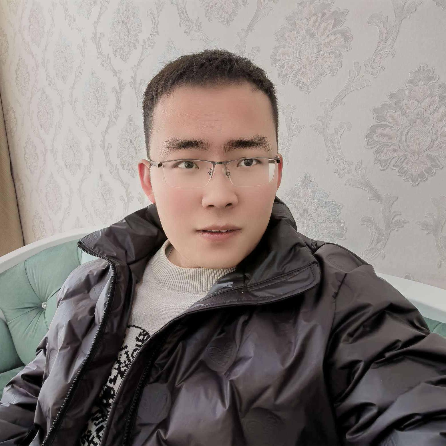 无奈笑陌颜的照片