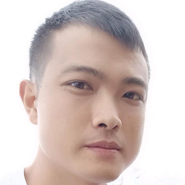 板凳等于传统的照片