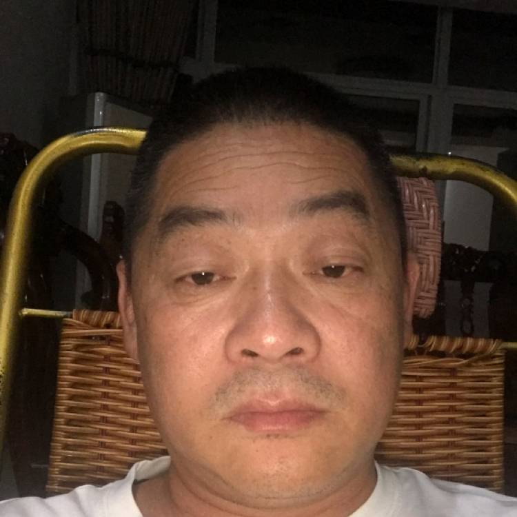 自觉改变鞋子的照片