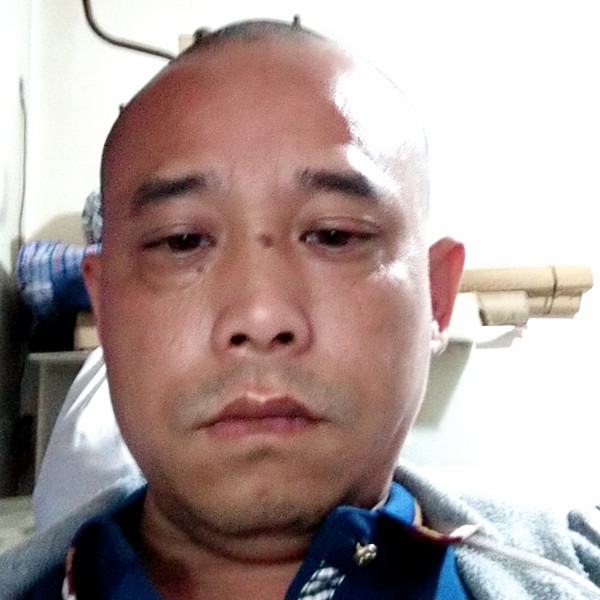 真不开心的照片