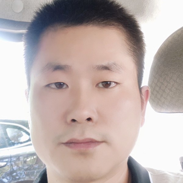 含糊吃醋果汁的照片