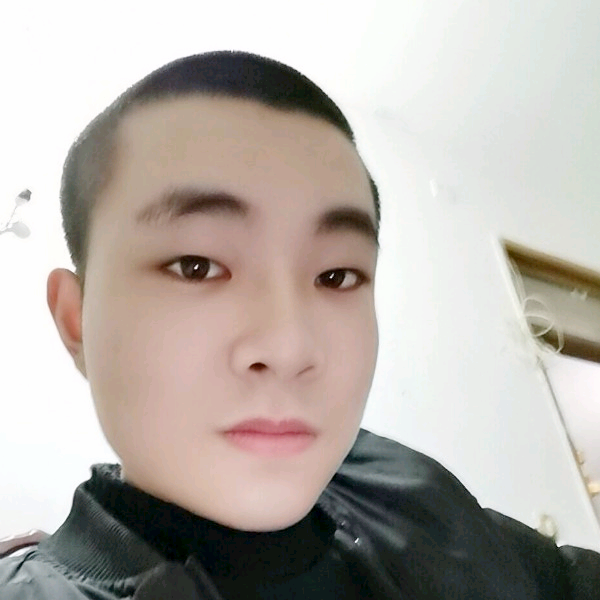 今晚的月亮特别圆的照片