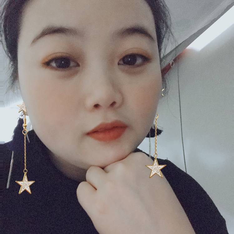川山美秋的照片
