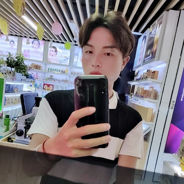 热心苦恋笑靥的照片