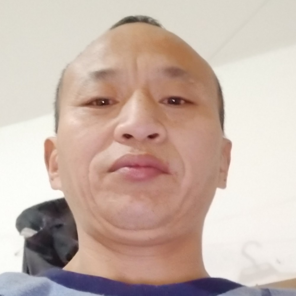 唐金財的照片