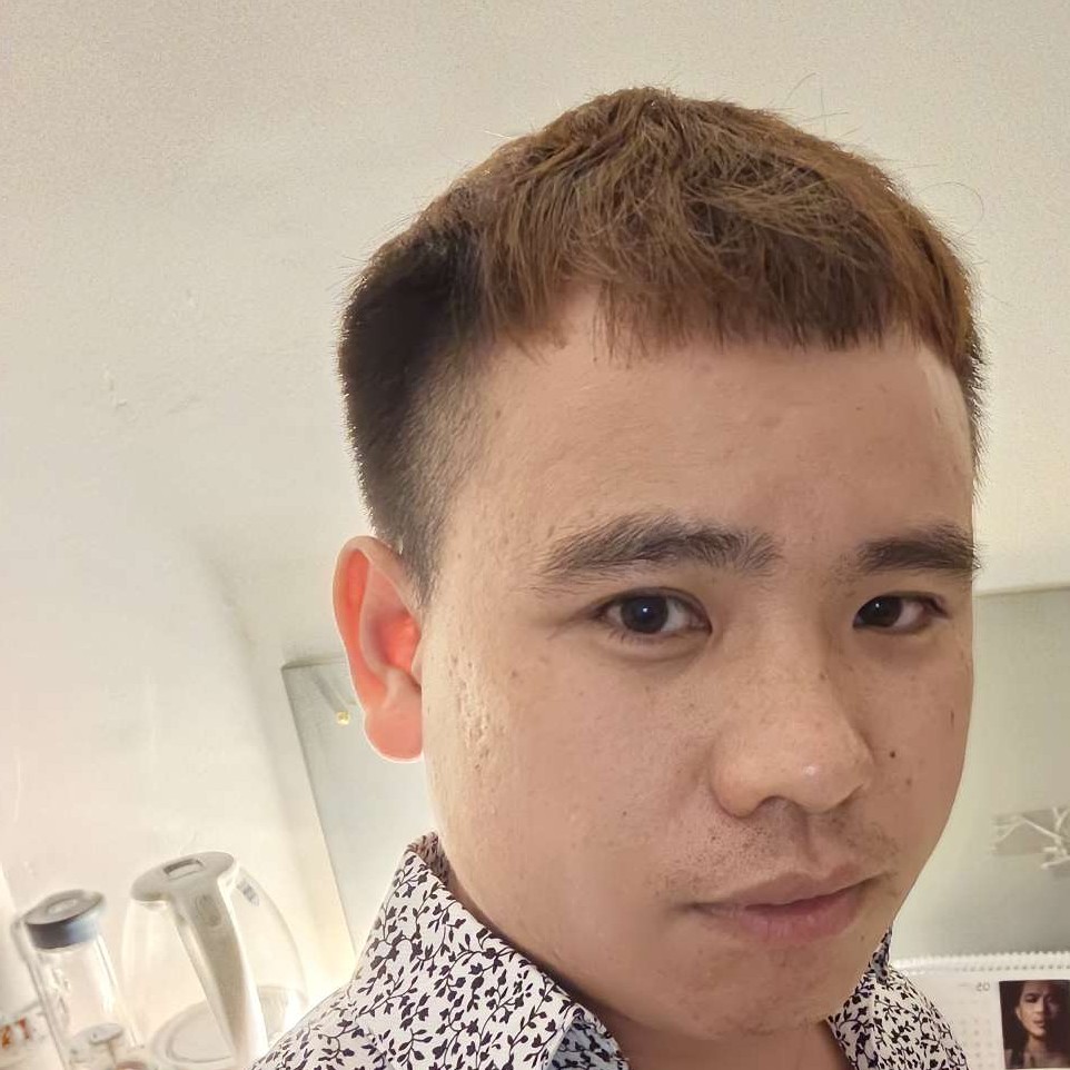 儒雅回眸金鱼的照片
