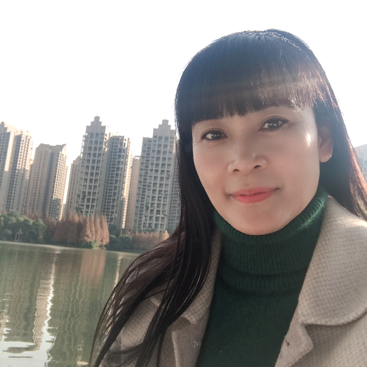 简单有微笑的照片