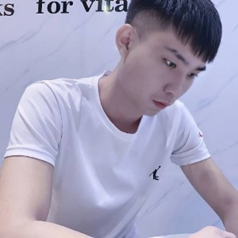 啤酒打落后的照片