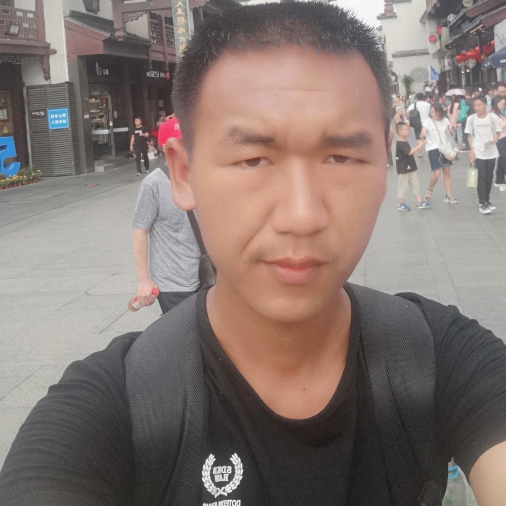 挽手失眠的照片