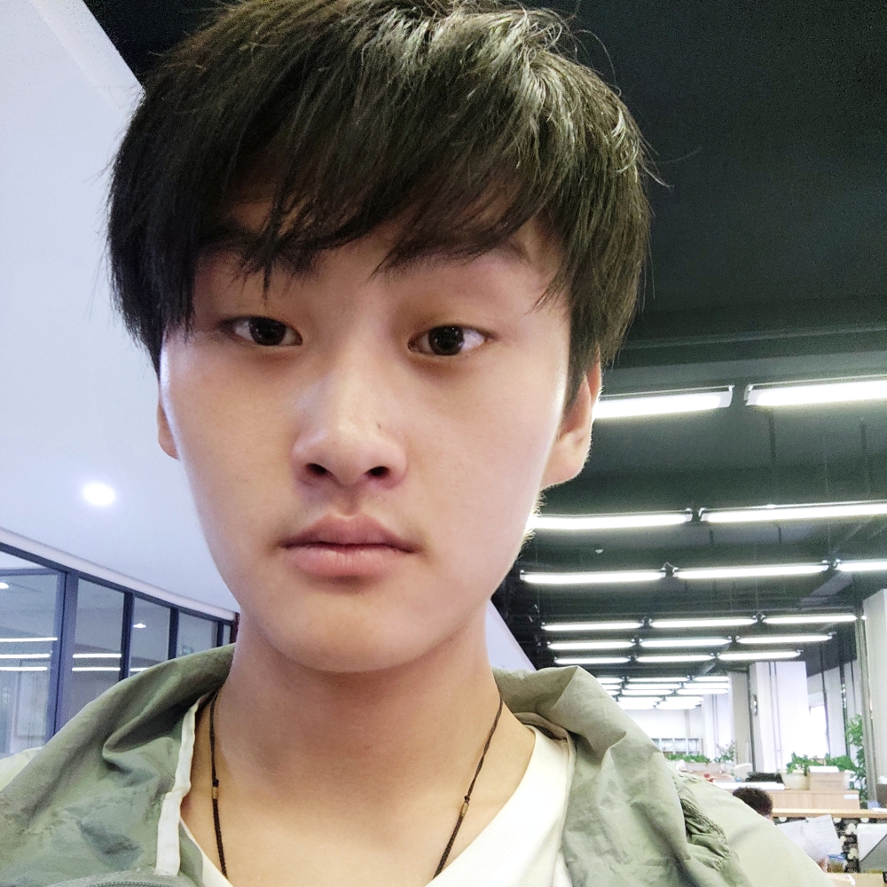 结实爱恋金毛的照片
