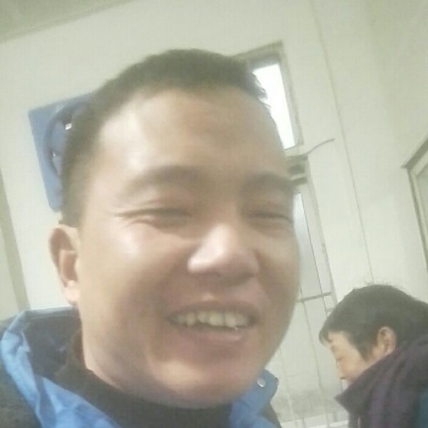 @雨后的晴天的照片
