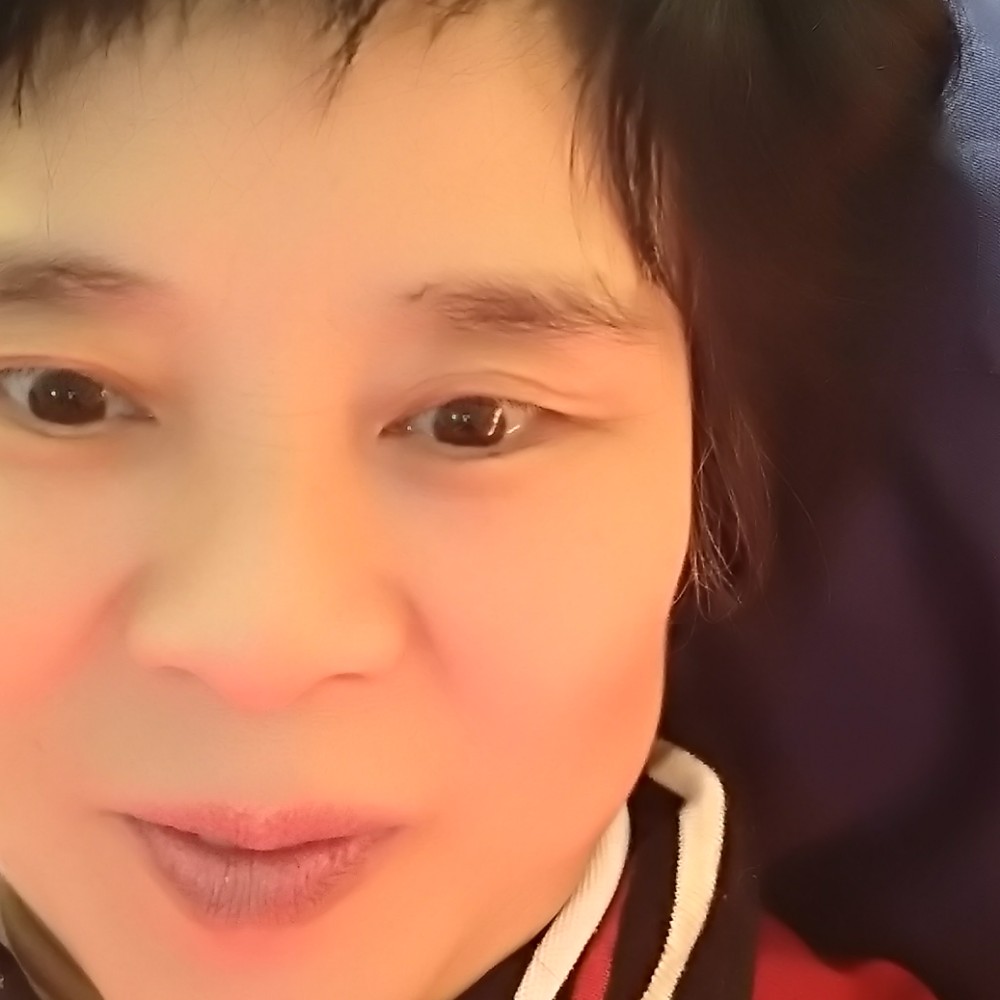 15935的照片