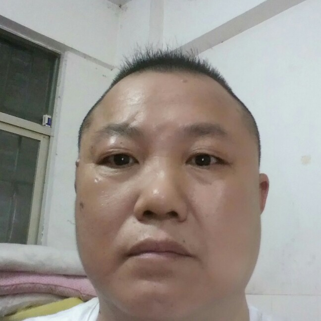 帅哥幻灭的照片
