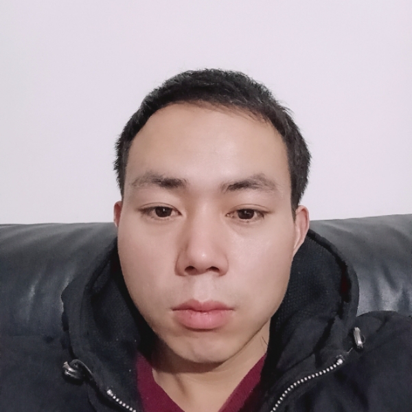 流年的浅吻路人的照片