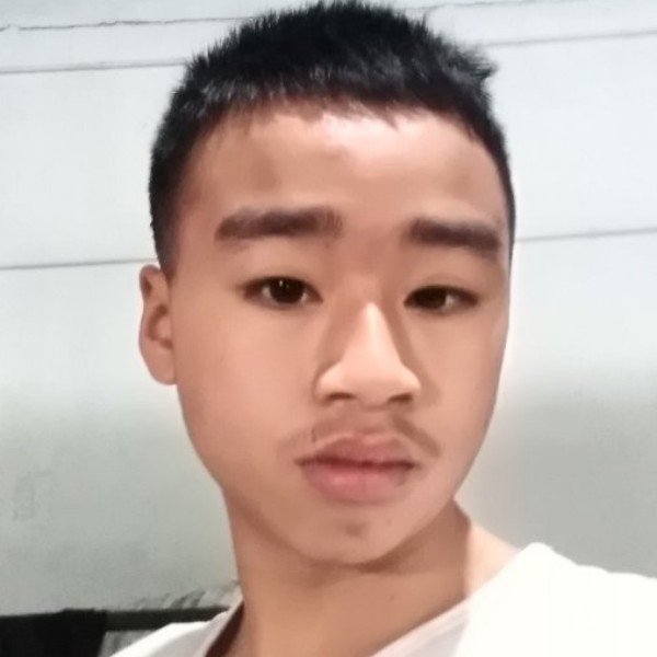 冷眸欢喜的照片