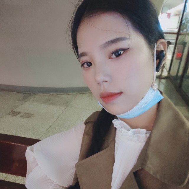 橙子子的照片