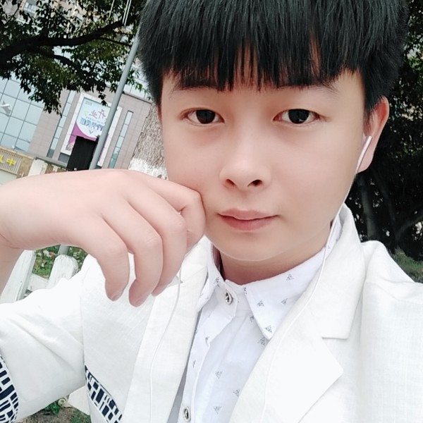 歆寶丶的照片