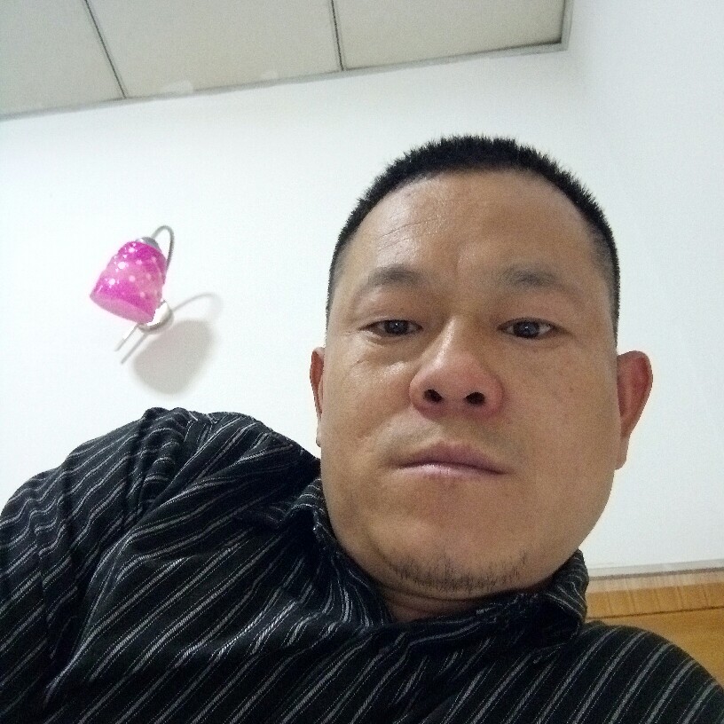 游百川子的照片