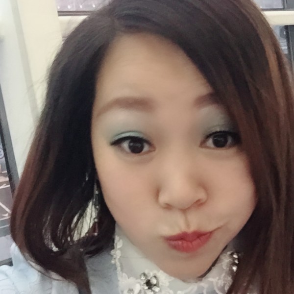 开朗就红玫瑰的照片