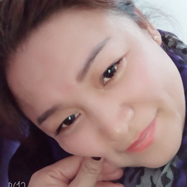 板凳优雅的照片