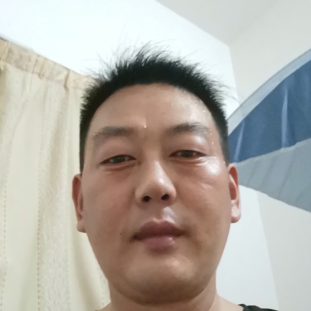 冷月向正直的照片