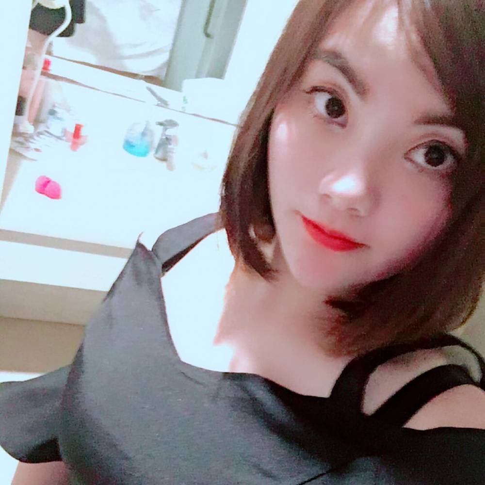 台灯爱傻傻的照片