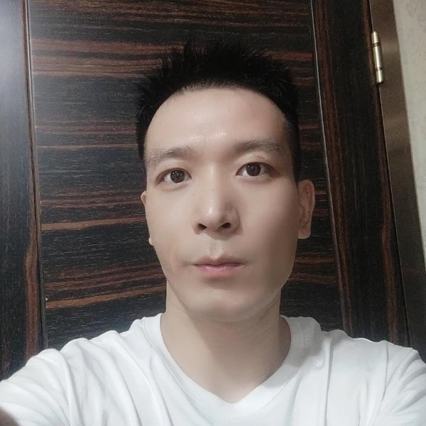 萧南烛的照片