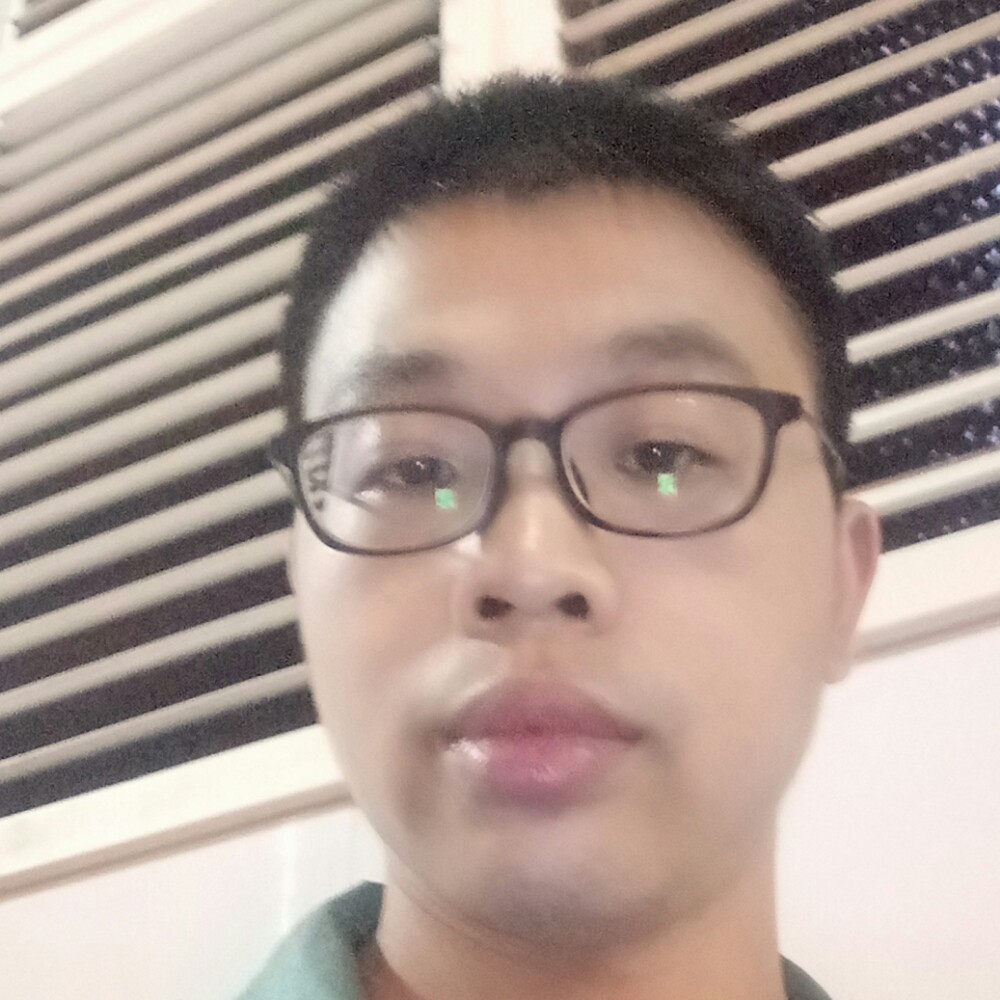庹某人的照片