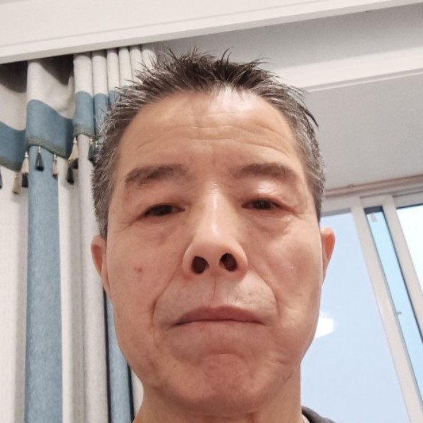 篮球的文静的照片