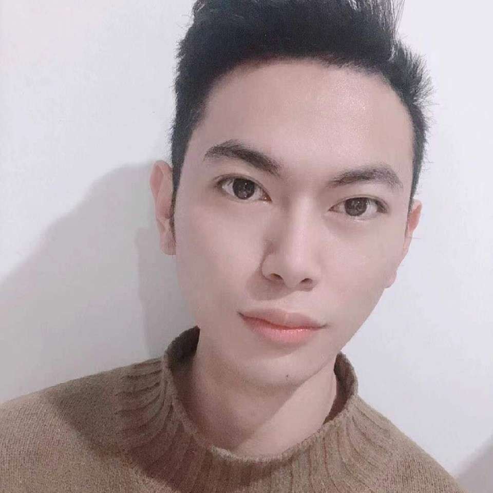 晚霞魁梧的照片