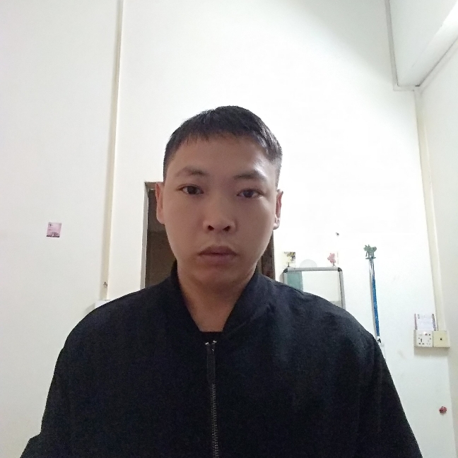 吴，林的照片