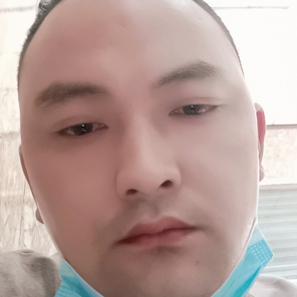 心情挽手忐忑的照片